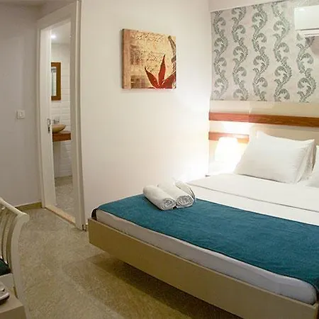 فندق Blue Marin