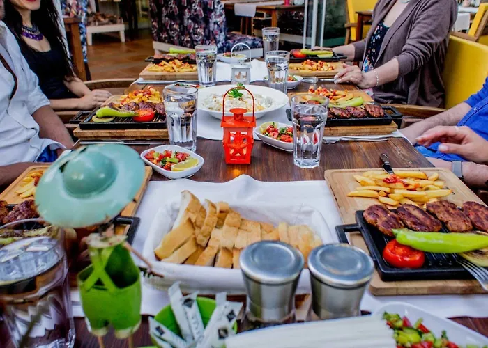 Отель Blue Marin Битез